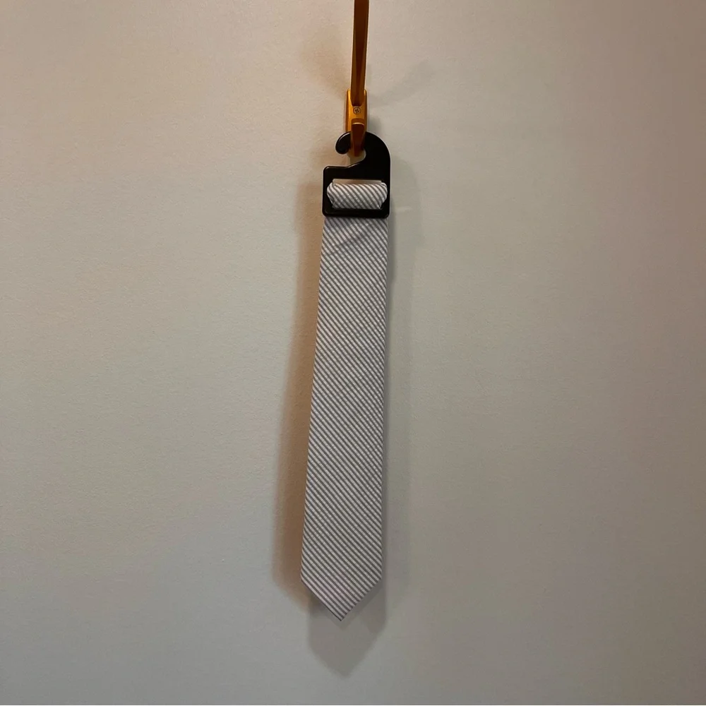 J. CREW Mens Tie Gray‎ WHITE STRIPED Sear Sucker Cotton Skinny NWT BZ270 3inch